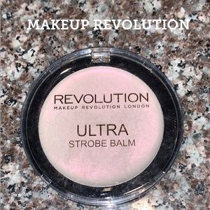 3/$14 OR 4/$17! Makeup revolution cream highlight!